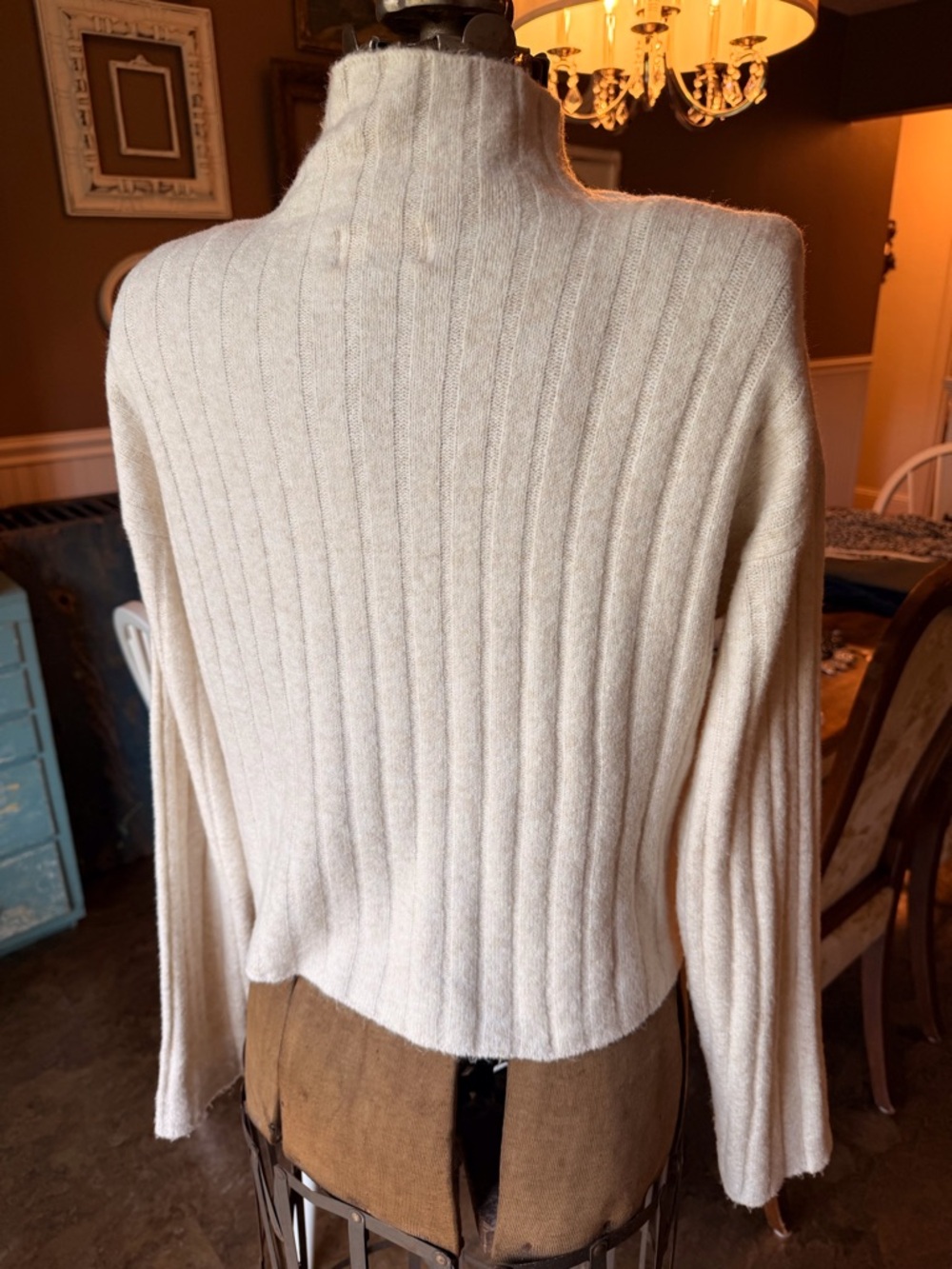 Universal Thread Cream Ribbed Cropped Sweater - Picture 3 of 6